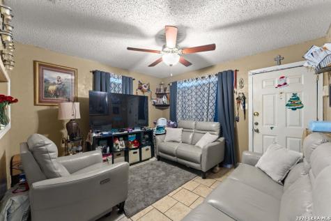 2824 Ruiz Street San Antonio TX 78228