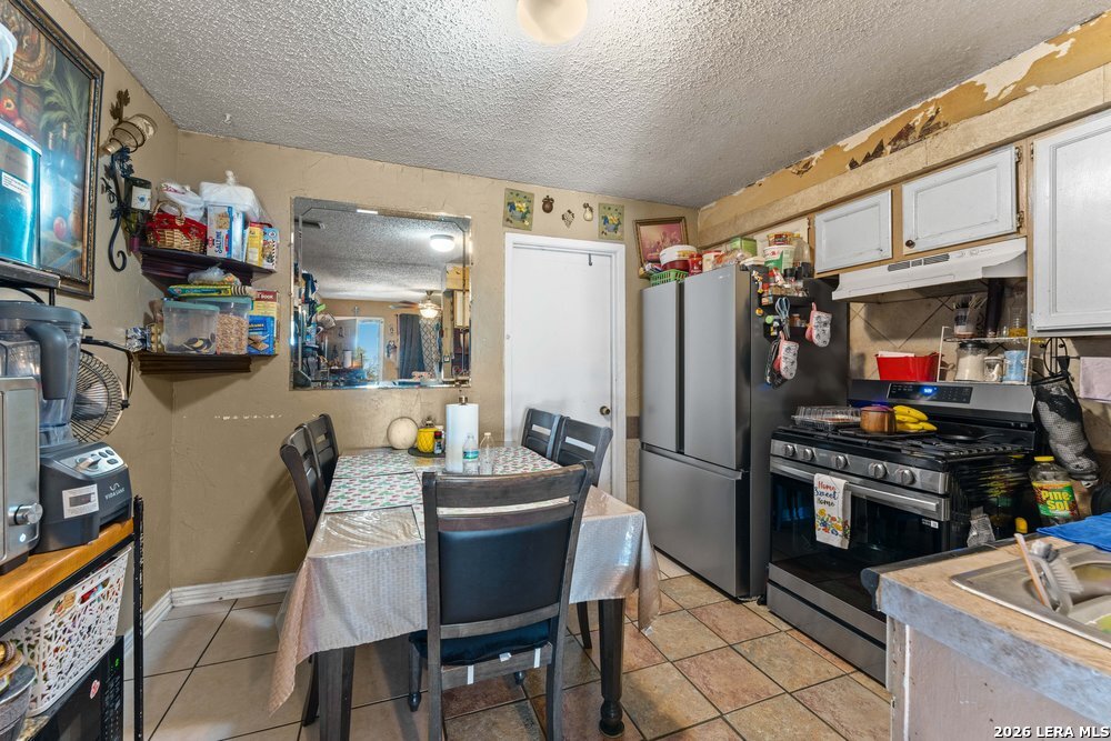 2824 Ruiz Street San Antonio TX 78228