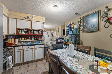 2824 Ruiz Street San Antonio TX 78228