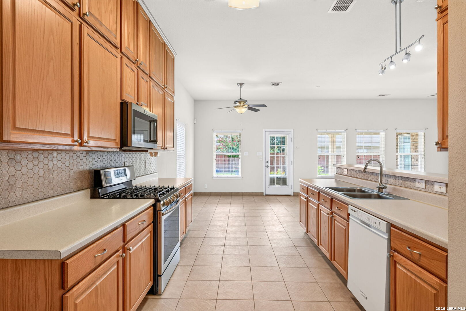 5114 Gemsbuck Chase San Antonio TX 78251