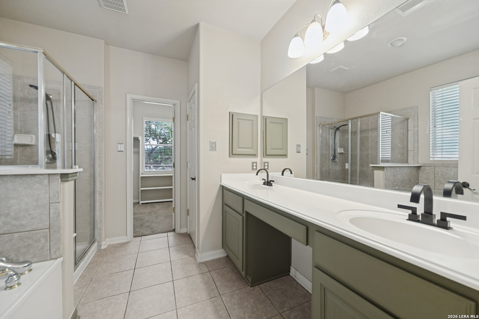 1543 Overlook Creek San Antonio TX 78260