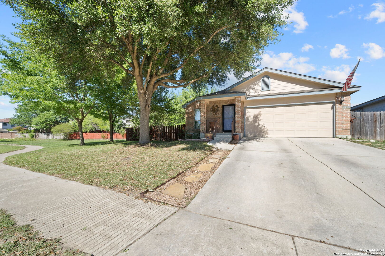 698 Rattler Bluff San Antonio TX 78251