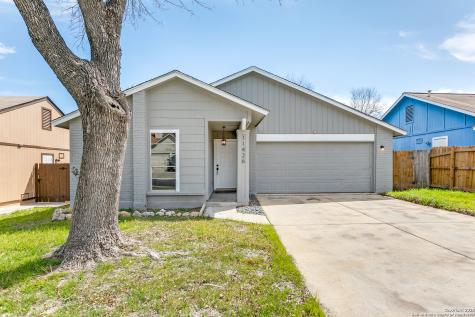 11426 Black Fox Drive San Antonio TX 78245