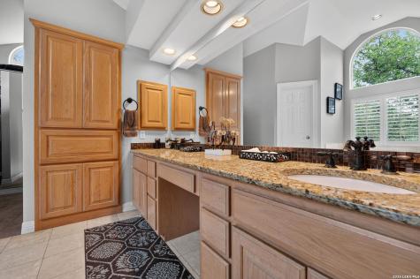2120 Oakland Bend San Antonio TX 78258