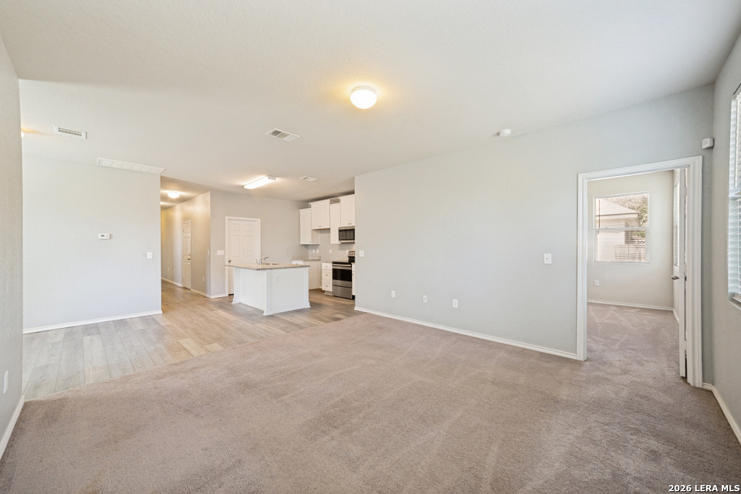6831 Freedom San Antonio TX 78242