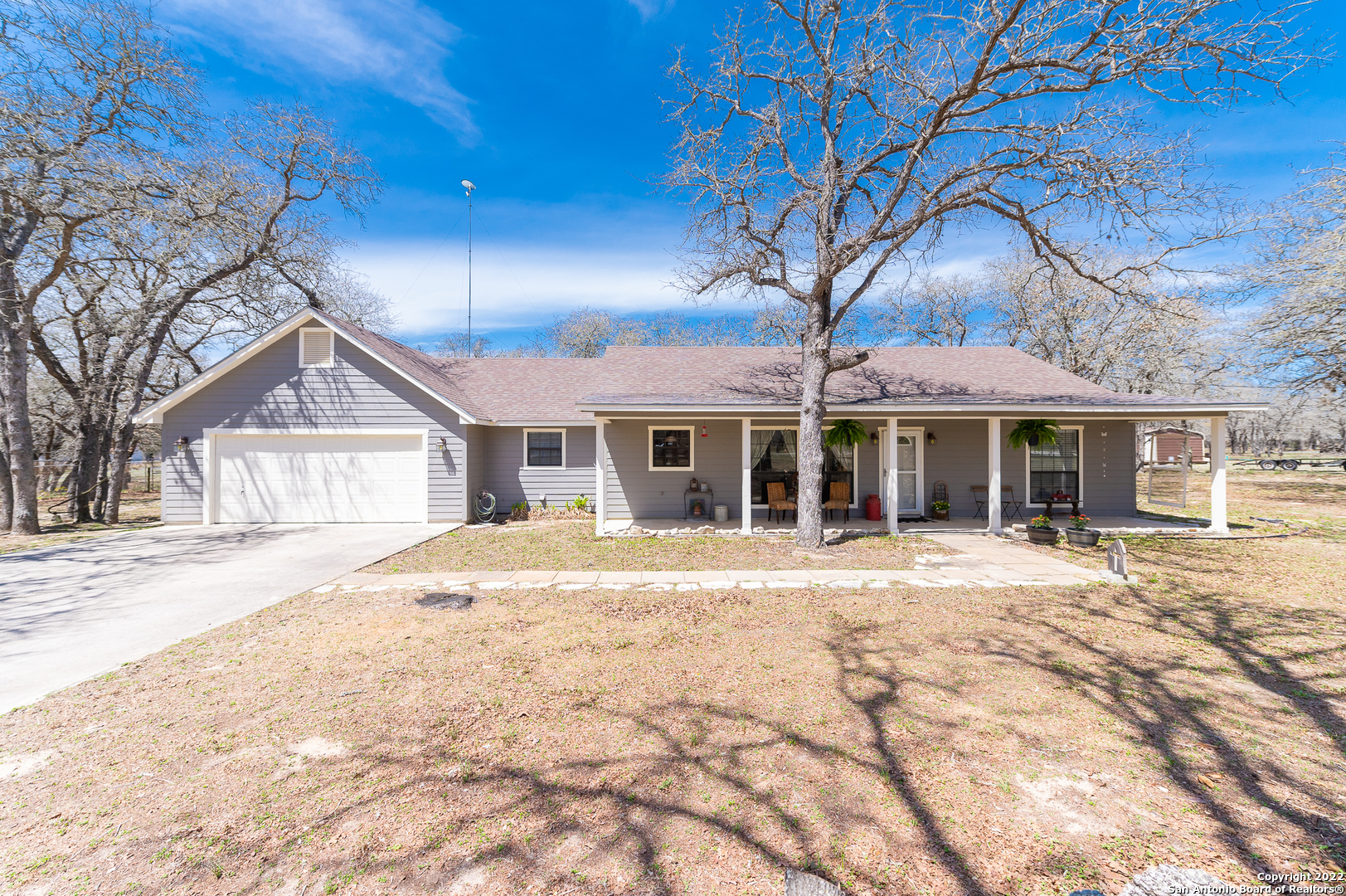 283 Shannon Ridge Floresville TX 78114