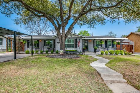 205 Robinhood Place San Antonio TX 78209