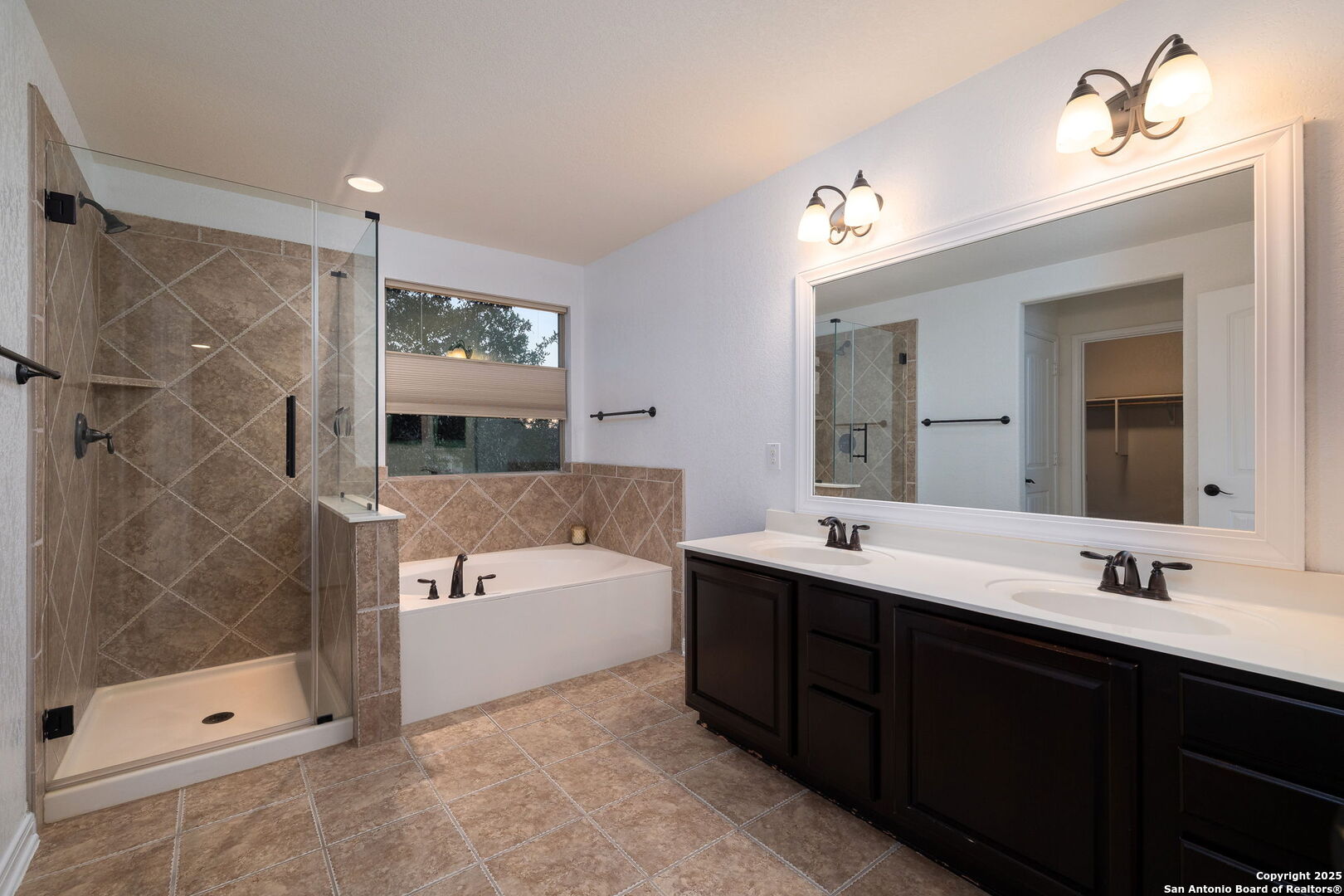 1219 Ashbury Bay San Antonio TX 78258