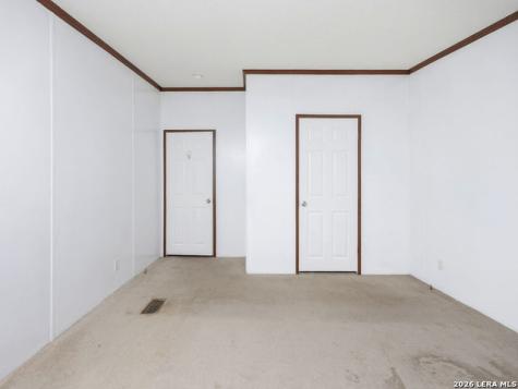 135 Savannah Ridge Von Ormy TX 78073