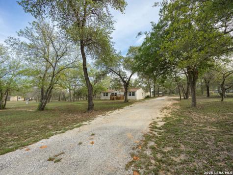 135 Savannah Ridge Von Ormy TX 78073