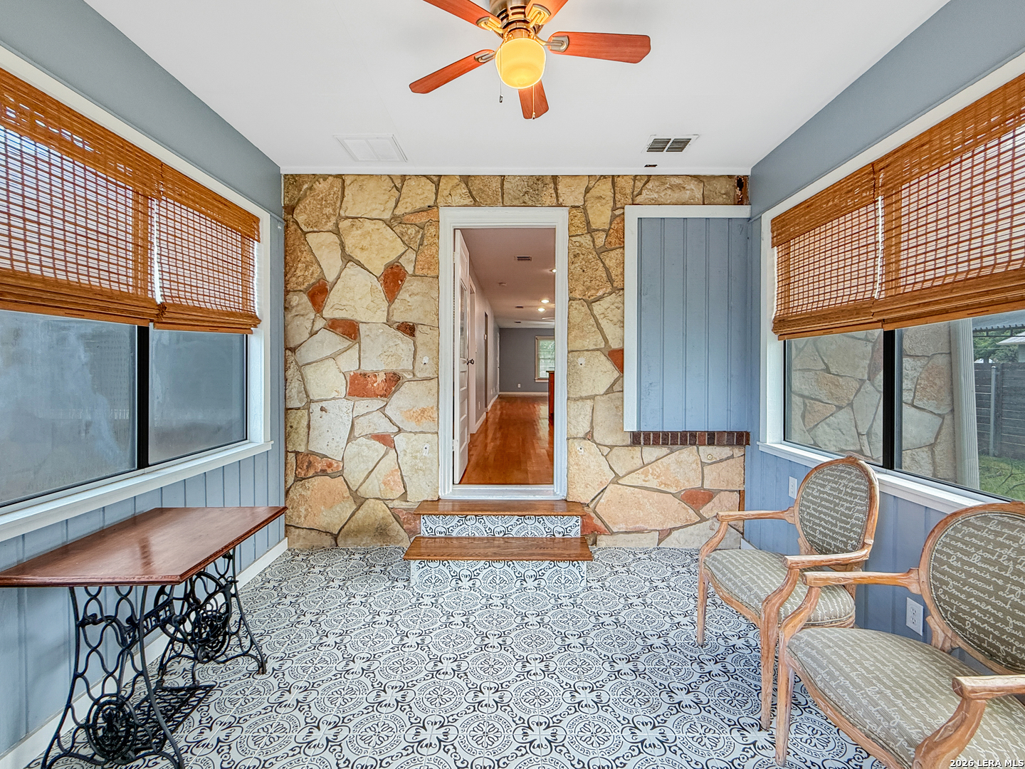 1195 W Coll Street New Braunfels TX 78130