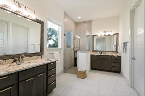 301 Vamanos Boerne TX 78006