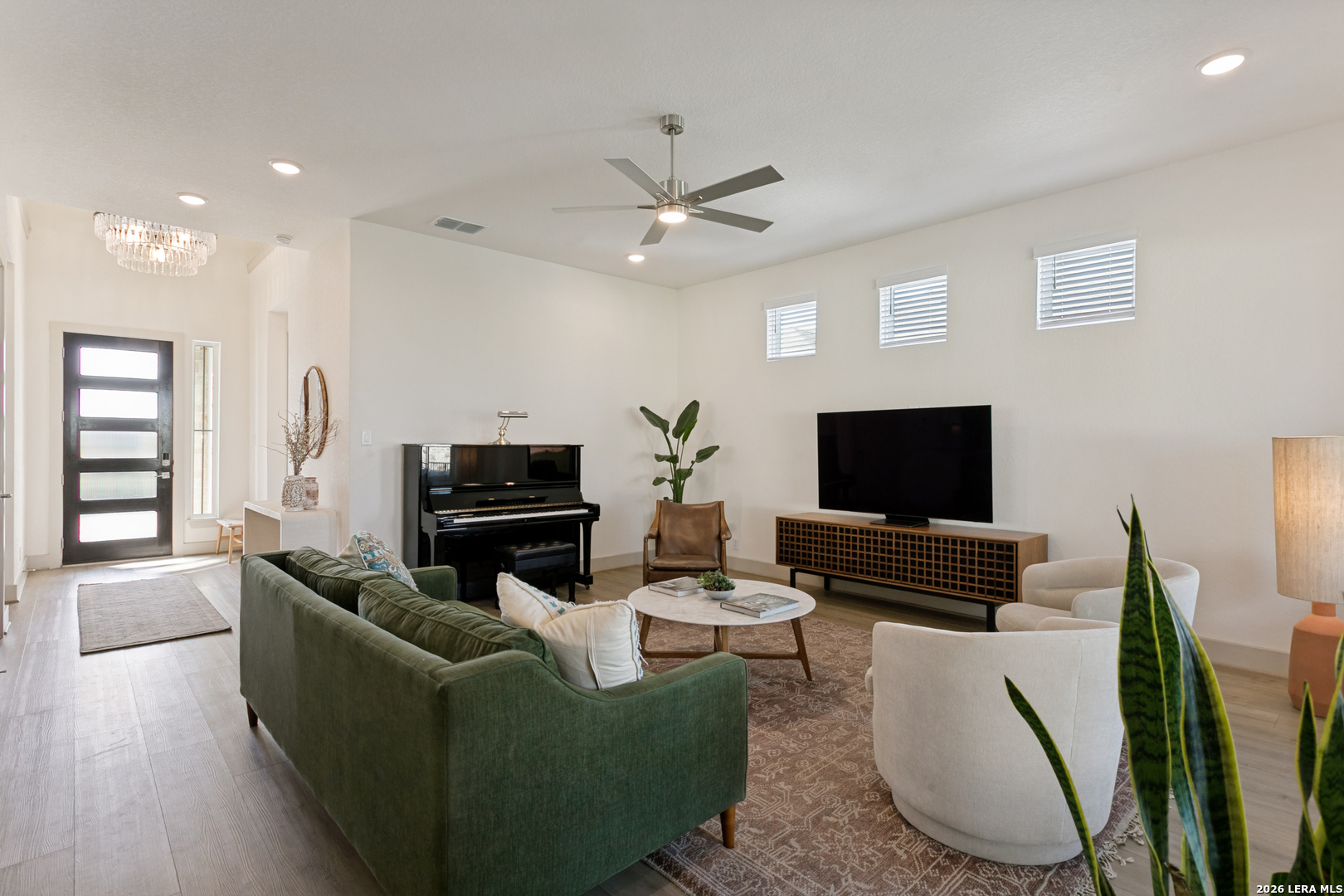 301 Vamanos Boerne TX 78006