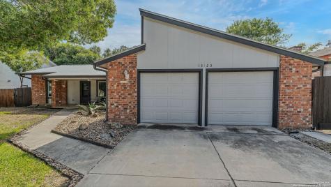 13123 Larkabbey Street San Antonio TX 78233