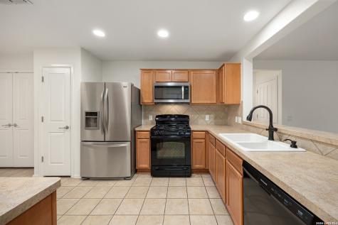 4802 Sandhill Crane San Antonio TX 78253