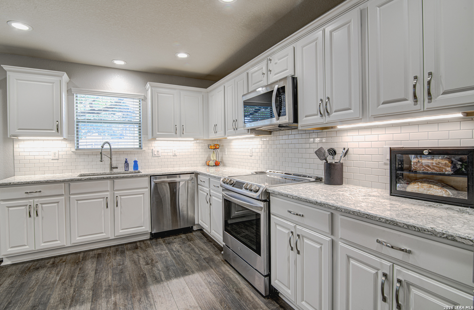 10614 Black Wolf Bay San Antonio TX 78245