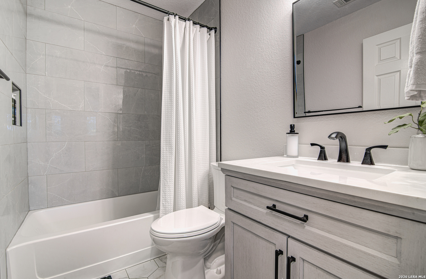10614 Black Wolf Bay San Antonio TX 78245