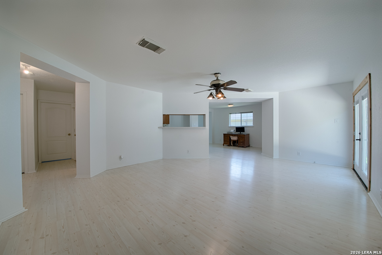 114 Lauren Boerne TX 78006