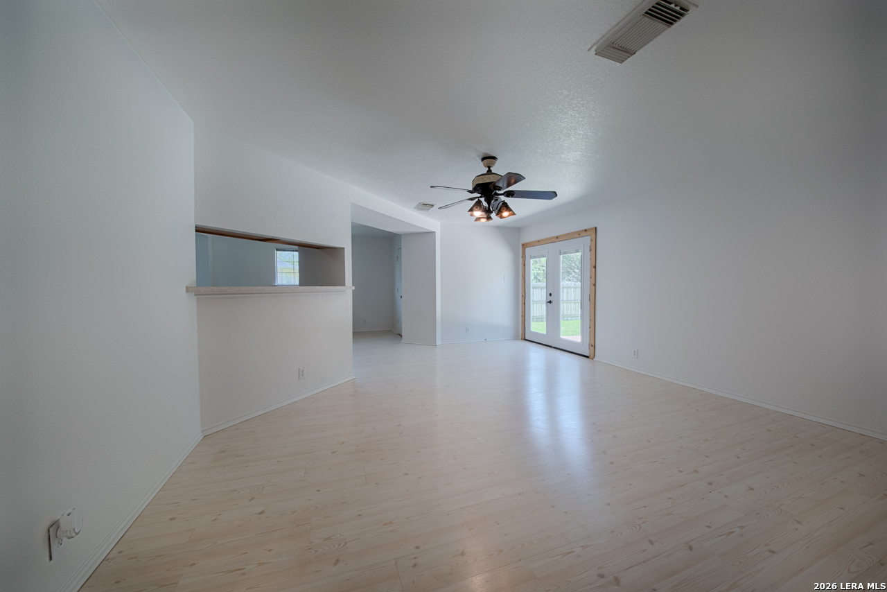 114 Lauren Boerne TX 78006