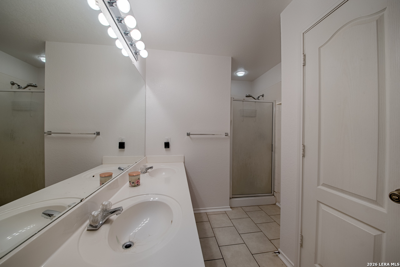 114 Lauren Boerne TX 78006