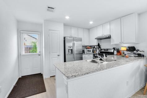 13831 Goat Cove San Antonio TX 78252