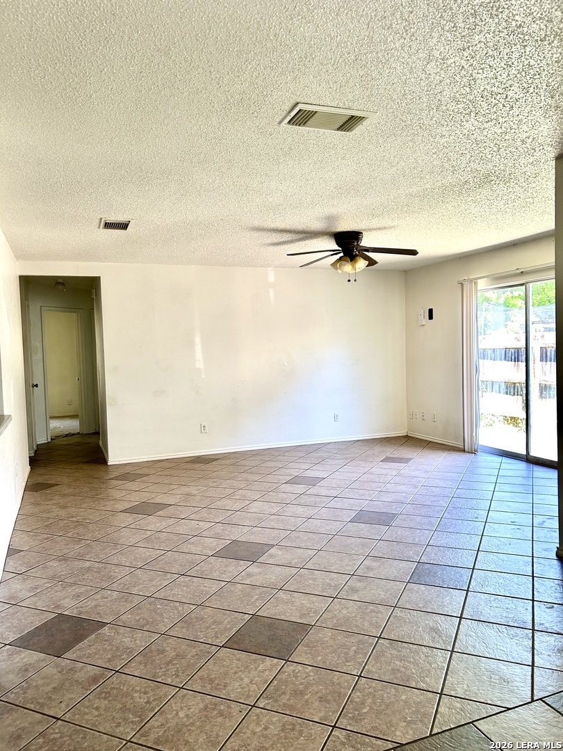 9831 Foxmoor San Antonio TX 78245