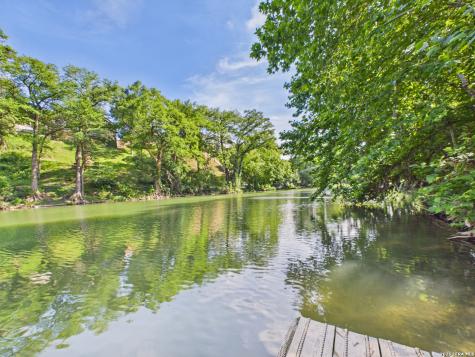 1238 Sleepy Hollow Lane New Braunfels TX 78130