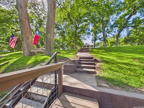 1238 Sleepy Hollow Lane New Braunfels TX 78130