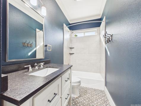 1238 Sleepy Hollow Lane New Braunfels TX 78130