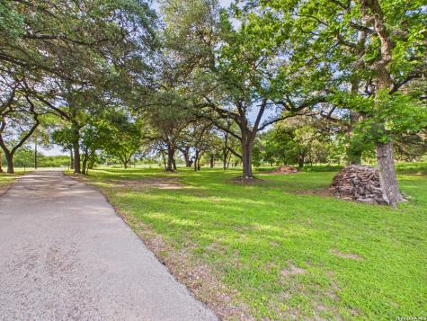 1238 Sleepy Hollow Lane New Braunfels TX 78130