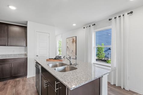 5155 Bay Breeze San Antonio TX 78245