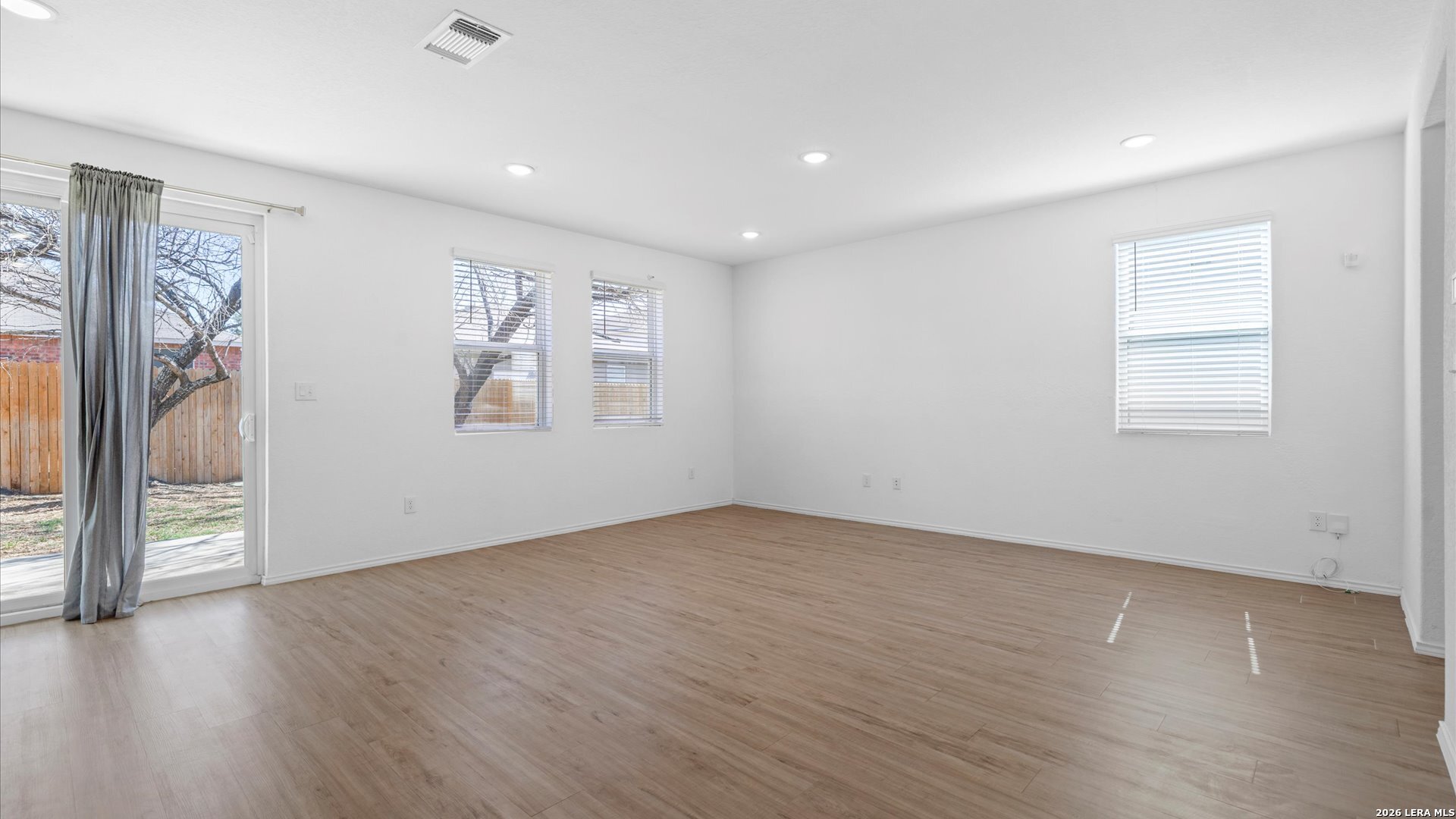5518 Fossil Way San Antonio TX 78222