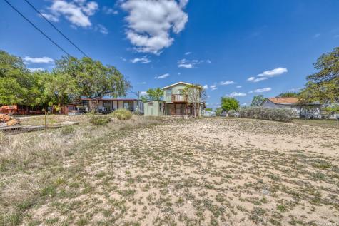 181 N Oak Camp Wood TX 78833