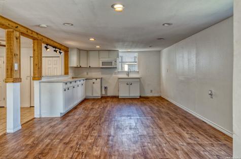 181 N Oak Camp Wood TX 78833