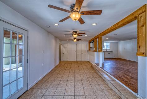 181 N Oak Camp Wood TX 78833