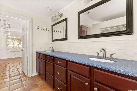 2040 Island View Canyon Lake TX 78133
