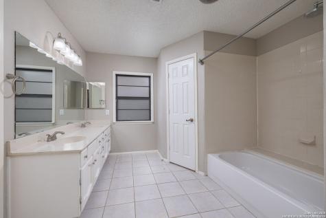 3315 Sackville San Antonio TX 78247