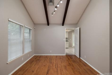3315 Sackville San Antonio TX 78247