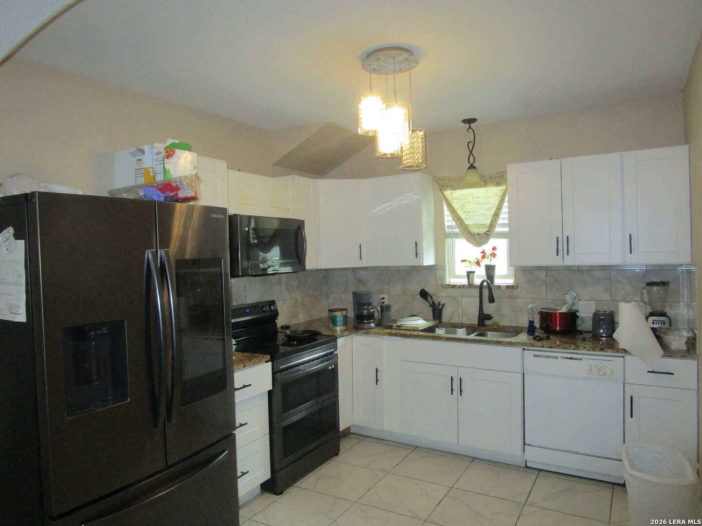 1102 N Saint Marys Street Beeville TX 78102