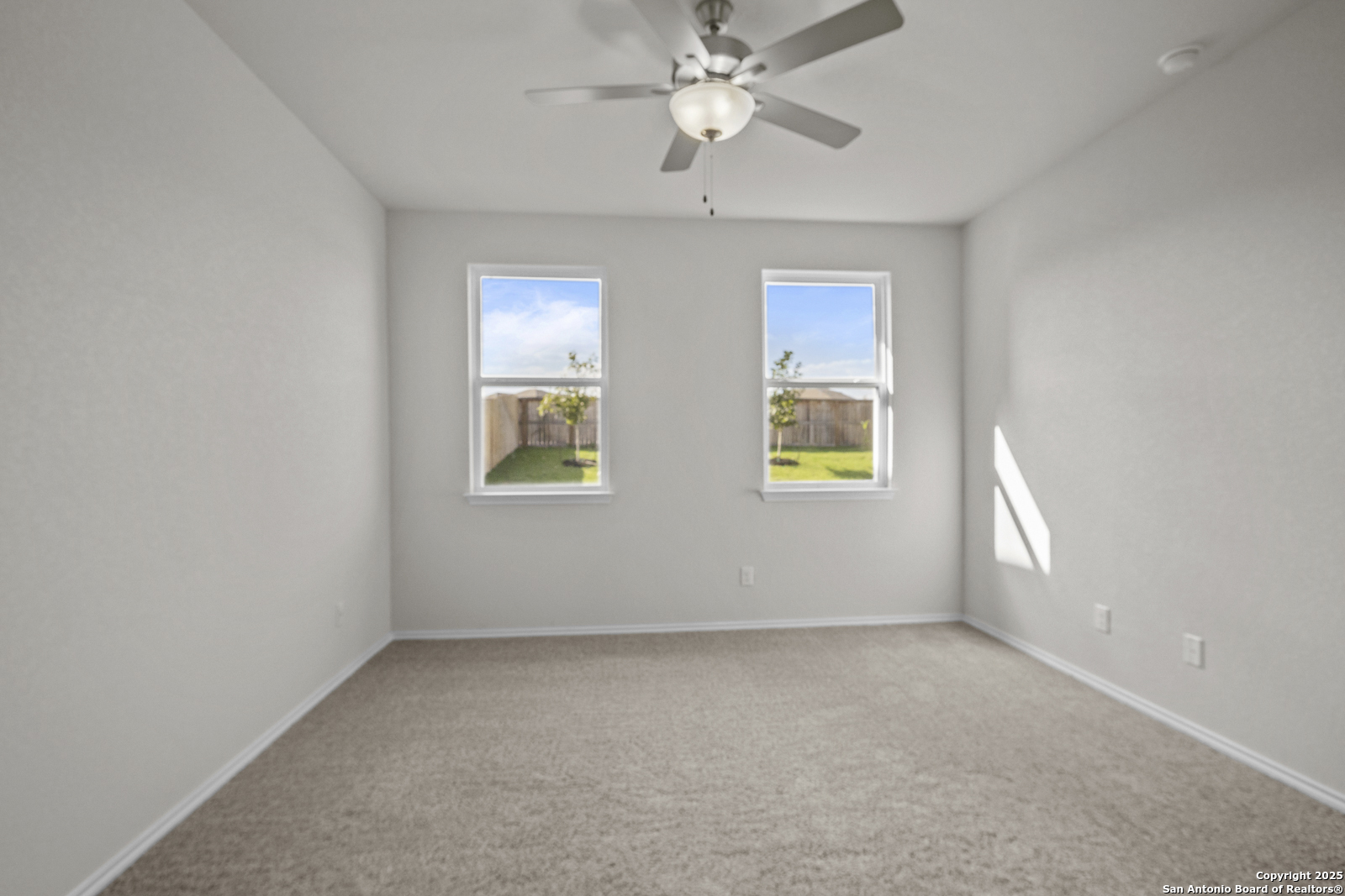 6875 Comanche Cave San Antonio TX 78233