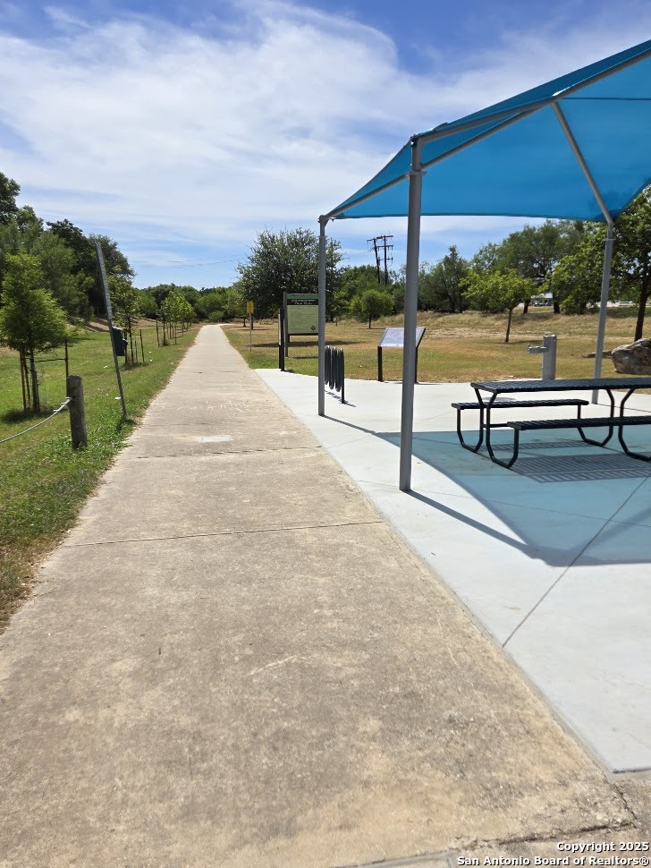 7146 Spring Grove San Antonio TX 78249