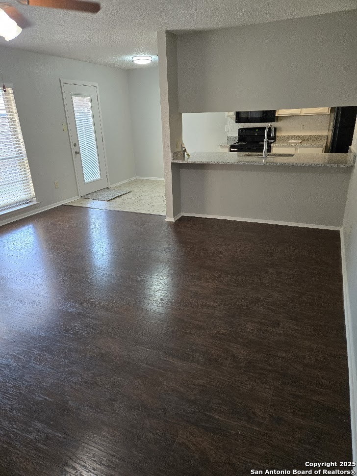 7146 Spring Grove San Antonio TX 78249