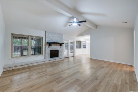 8343 Ballantrae San Antonio TX 78239
