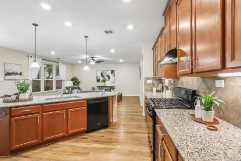 11213 Hill Top Bend Helotes TX 78023