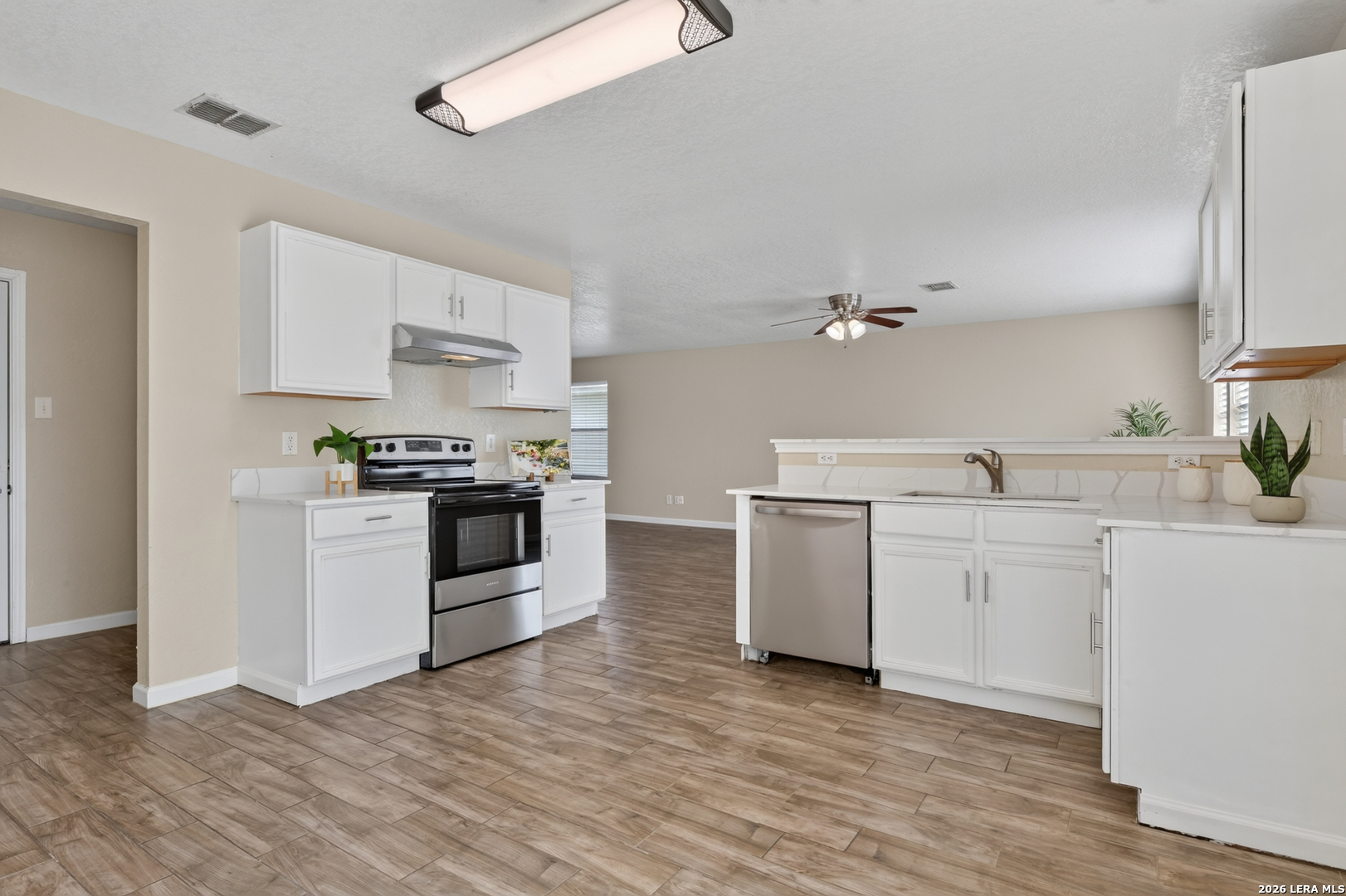 3726 Amber Leaf San Antonio TX 78245