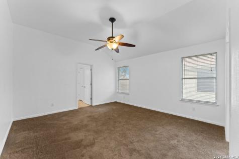 8403 Pigeonberry Drive Converse TX 78109