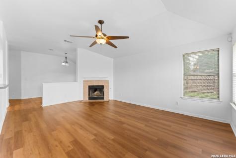 8403 Pigeonberry Drive Converse TX 78109