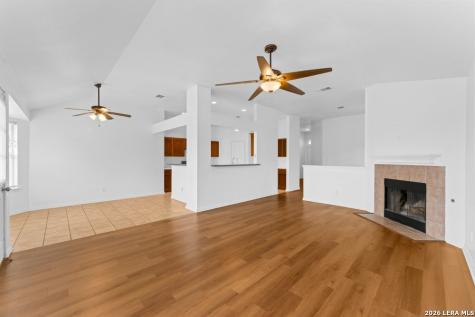 8403 Pigeonberry Drive Converse TX 78109