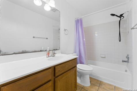 8403 Pigeonberry Drive Converse TX 78109