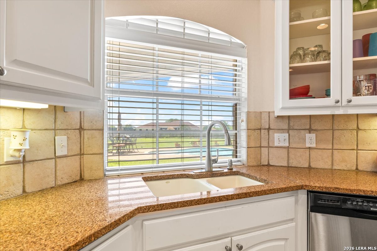 8306 Quail Covey Lane San Antonio TX 78263